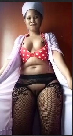Susan Namu Teasing in her Sexy Lingerie
